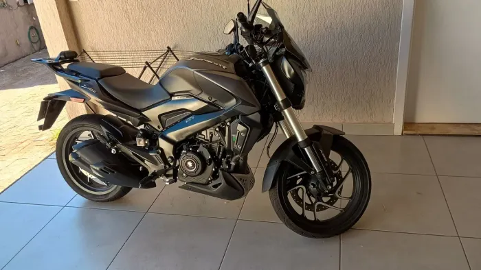 BAJAJ DOMINAR 400
