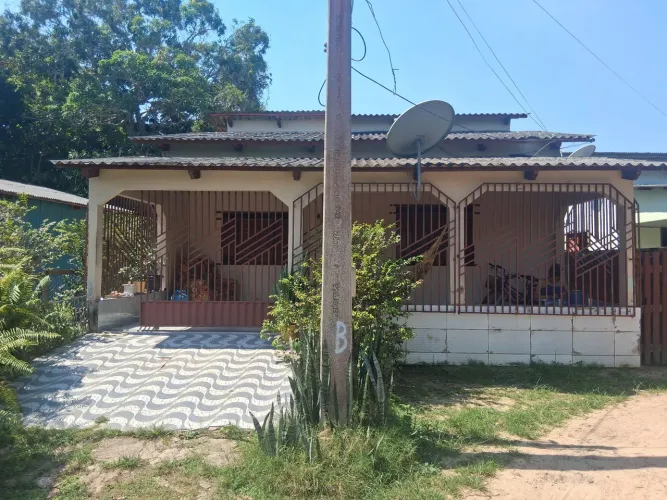 CASA A VENDA EM SENA MADUREIRA