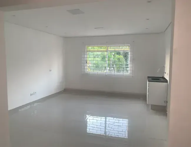 Sala Comercial p/ Aluguel 46m² com 2 ambientes Frente ao Shopping Palladium- Curitiba- PR