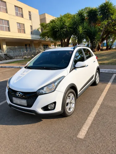 Hyundai HB20X Premium 1.6 Flex 16V Aut. 2015