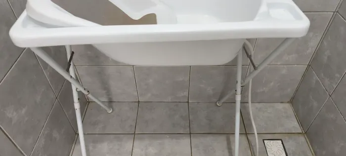 Banheira com suporte