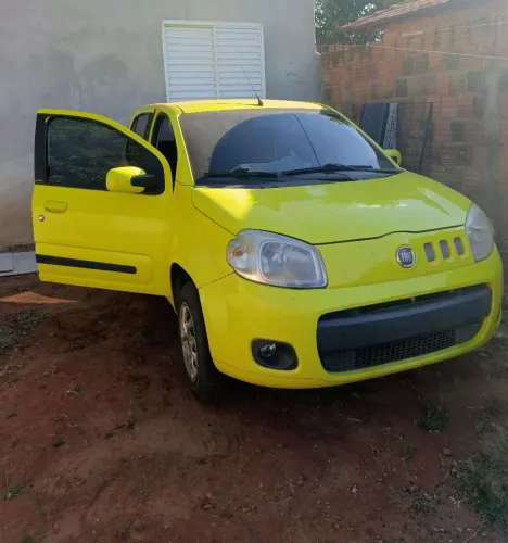 Fiat Uno Vivace Celeb. 1.0 EVO F.flex 8V 5P 2012