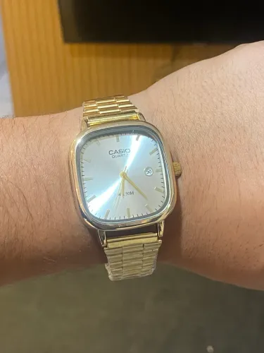 Cássio vintage dourado 