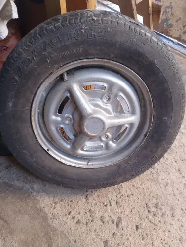 Vendo esse aro com a roda aro 13