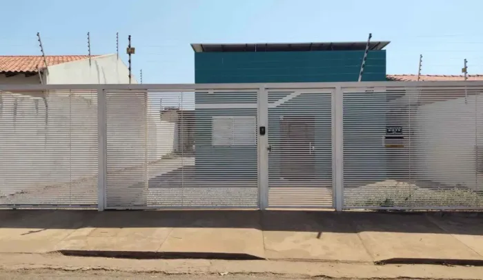 SALA COMERCIAL MOBILIADA EM VÁRZEA GRANDE, REGIÃO JD PAULA II, CANELAS, JÁ C/ ENERGIA E IN