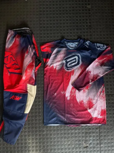 Vendo conjunto ASW Image Enduro 2027