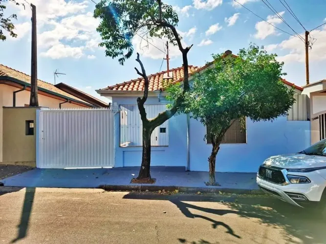 Casa para aluguel, 3 quartos, 5 vagas, Vila Cristóvam - Limeira/SP