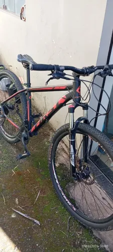 Bike aro 29 28 marchas componentes Shimano hidráulica , cassete 