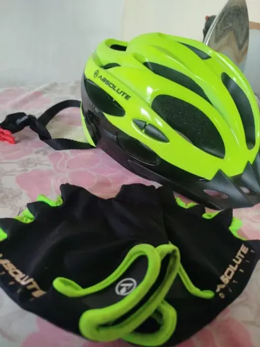 CAPACETE E LUVAR CICLISTA - PRA VENDER LOGO