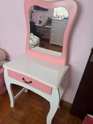 Vendo penteadeira super conservada