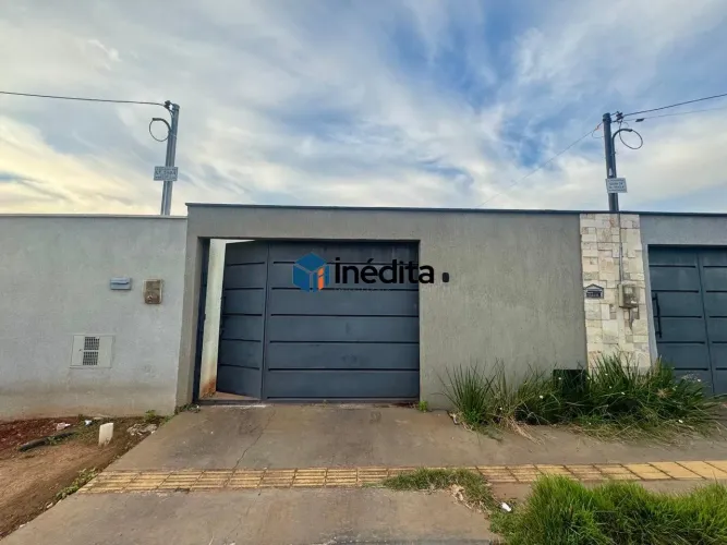 Excelente oportunidade de casa de locação em Aparecida de Goiânia, R$3.000,00/mês.