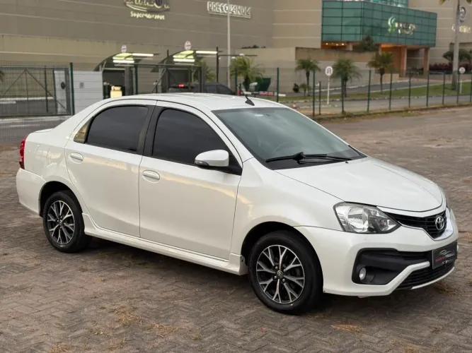 Toyota Etios Platinum Sed. 1.5 Flex 16V 4P Aut. 2018