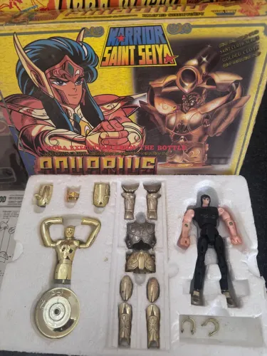 Boneco Camus de Aquário ST Fighter Cavaleiros do Zodíaco 
