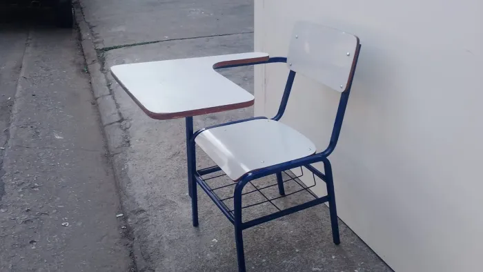 Cadeira escolar