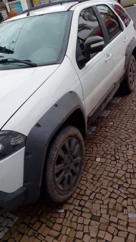 Fiat Palio Weekend Adventure Locker 1.8 Flex 2019