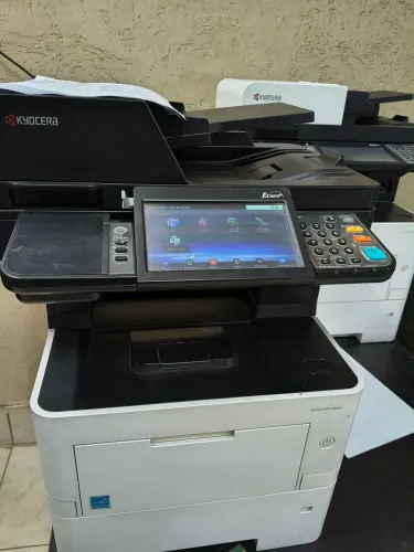 Kyocera M3145idn usada
