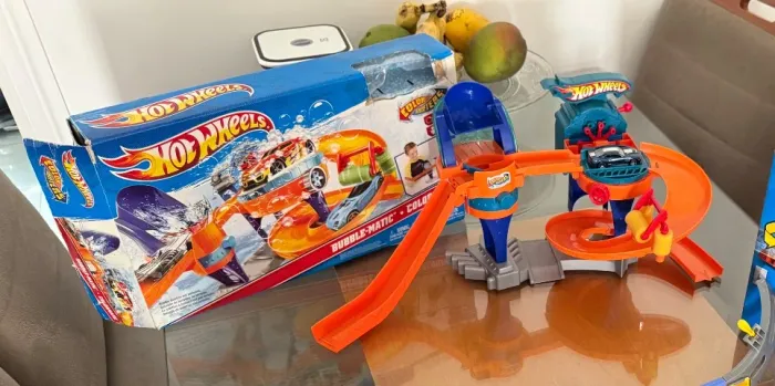 Pista Hotwheels (brinquedo)