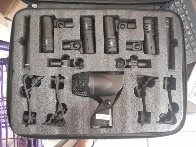 Kit de microfone para Bateria G-MARK 7 peças Novo.