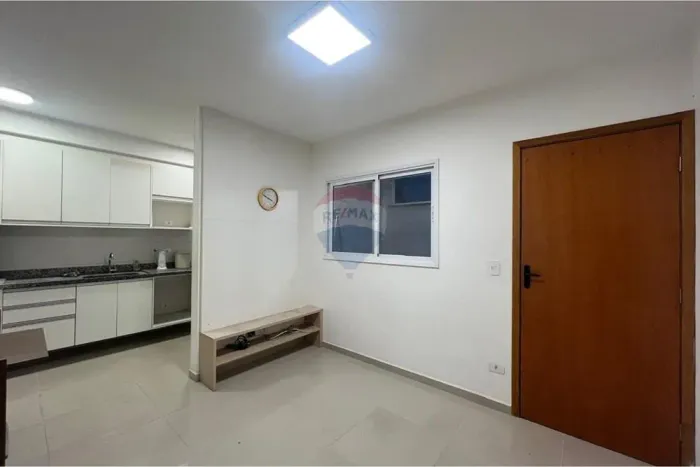 Apartamento, 2 quartos, 1 suíte, 1 vaga, com elevador - Vila Gilda