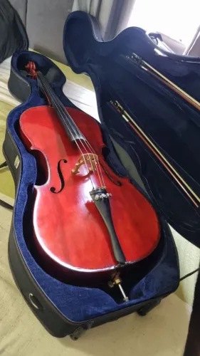 Violoncelo Palatino anos 90