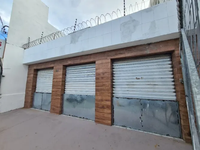 Prédio para alugar, 218 m² por R$ 3.932,77/mês - Alecrim - Natal/RN