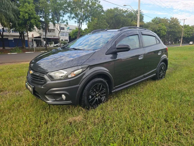 Chevrolet Onix Activ 1.4 8V Flex Mec. 4P 2019
