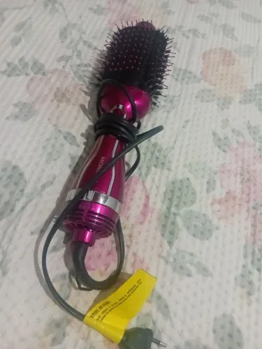 Escova alisadora e secadora "Chrom Pink" Mondial semi nova