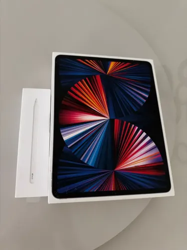 iPad Pro m1 128gb cinza + Apple Pencil Pro