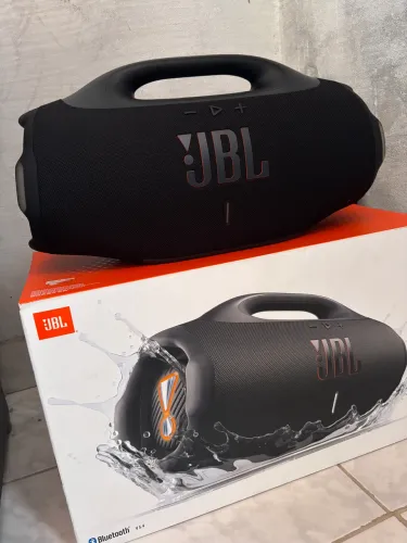 JBL Bombox 4