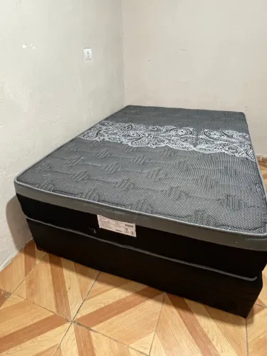 Cama box