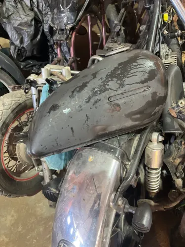 Tanque Suzuki intruder 125