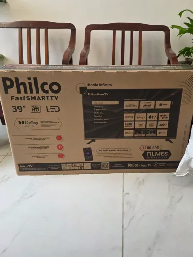 Smart TV 39 Pol Philco Full HD Roku Dolby Audio (Lacrada c NF e Garantia)