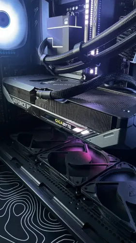 Vendo placa de vídeo Gigabyte RTX 5070 gaming oc
