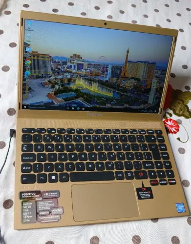 Notebook Zerado - 4GB RAM - 500GB HD
