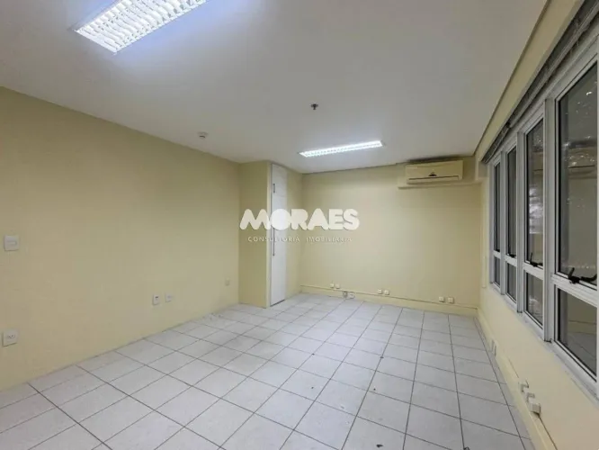 Sala para alugar, 35 m² por R$ 2.100/mês - Jardim Estoril IV - Bauru/SP