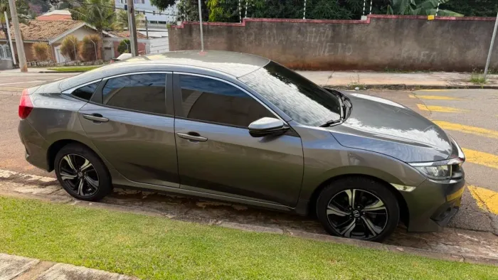 Honda Civic Sedan EXL 2.0 Flex 16V Aut.4p 2017