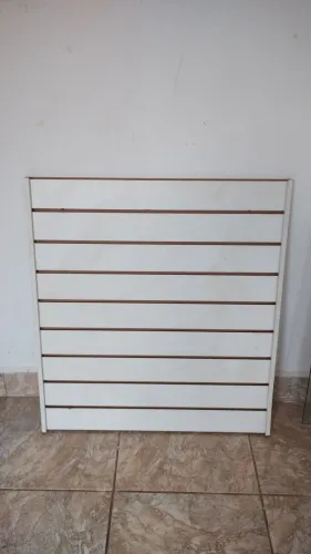 Painel canaletado