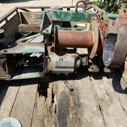 Guincho com Caixa C10 3 Manchas