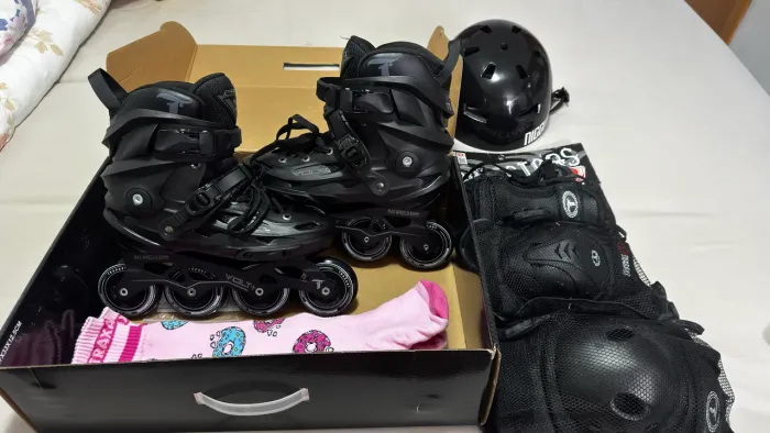 Patins Traxart + Kit Proteção 