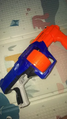 Vendo arma Nerf grande