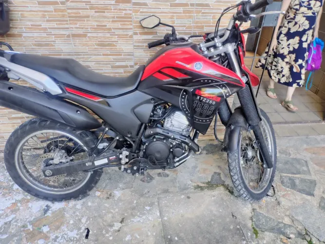 Moto tá muito nova único dono
