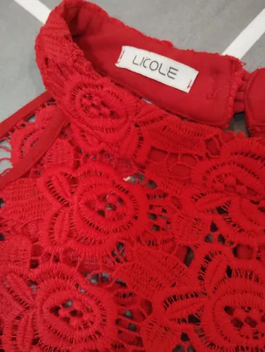 Vestido vermelho renda Tam M
