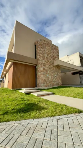 Casa Duplex a venda no Condomínio Terras Alpha Caruarú