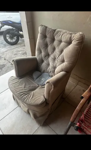 Poltrona amamentação relaxante 