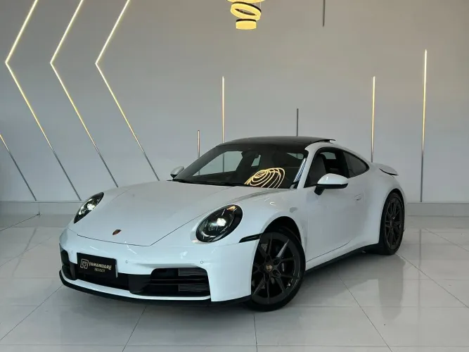 Porsche 911 Carrera 3.0 24V H6 PDK 2025