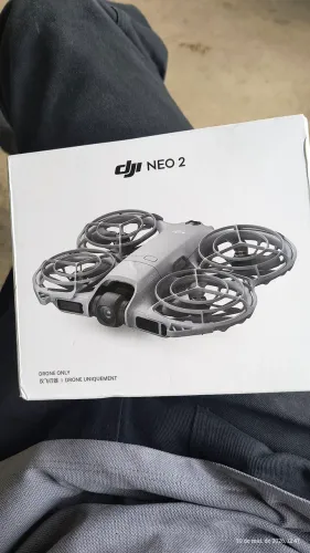 DRONE DJI NEO 2 COM 01 BATERIA SEM CONTROLE 