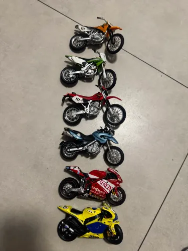 Miniaturas motos super (todas)