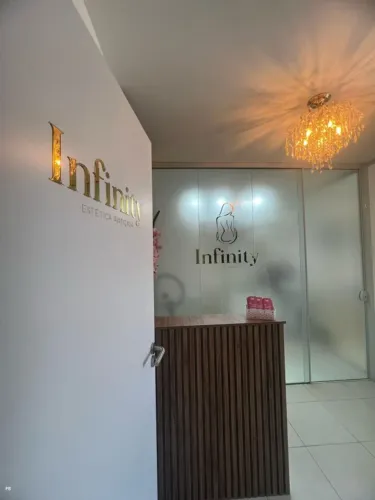 Sala Comercial para Venda em Palhoça / SC no bairro Pagani