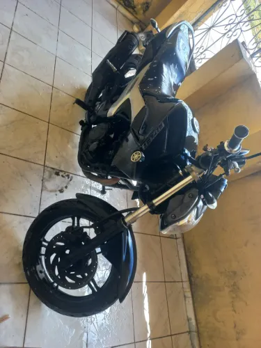Yamaha fazer 250