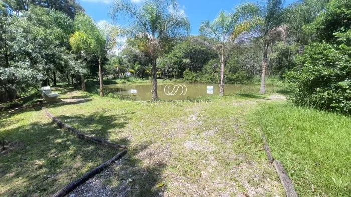 Terreno em Condomínio à Venda em Taubaté-SP, 990m² na Chácara São Félix: Oportunidade Únic